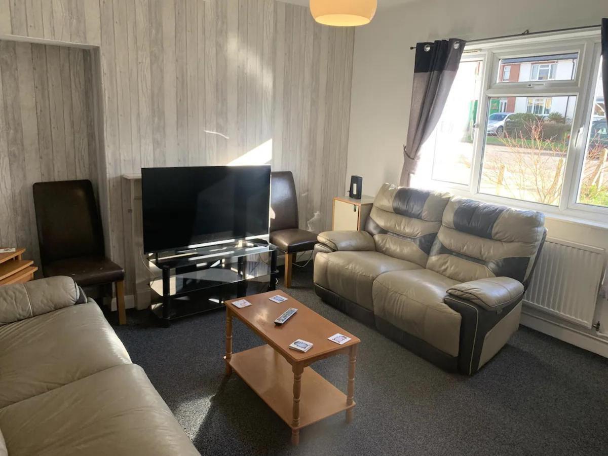 Ratcliffe House - Spacious 3 Bedroom House In Sileby エクステリア 写真